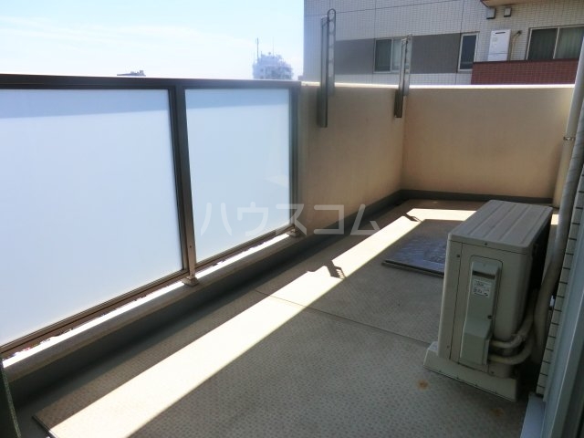 19/30 バルコニー