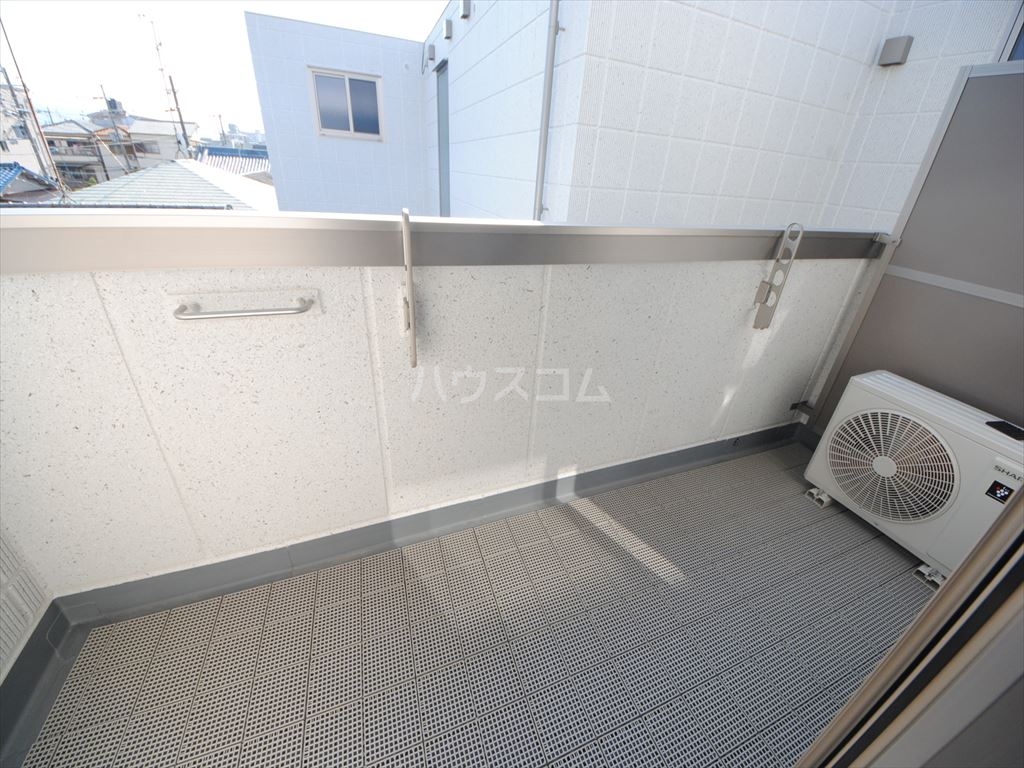 25/30 バルコニー
