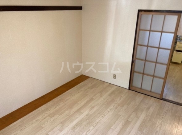 20/21 エントランス