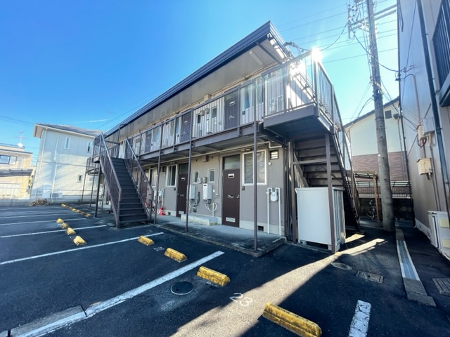 21/30 エントランス