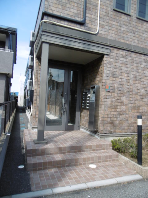 3/7 エントランス