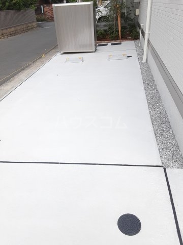28/30 駐車場