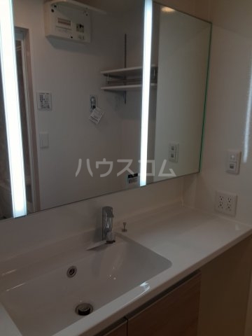 13/30 洗面