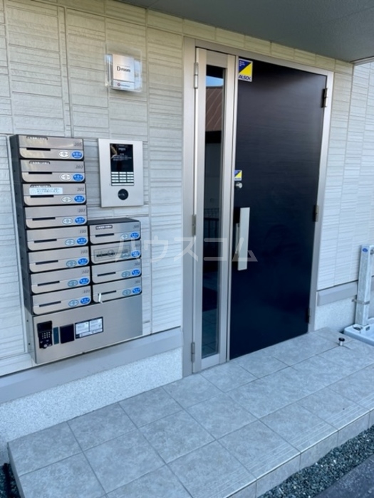 13/24 エントランス