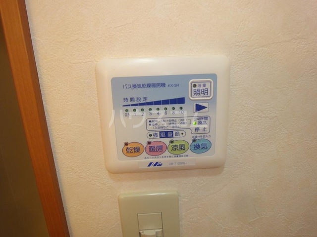 14/28 浴室