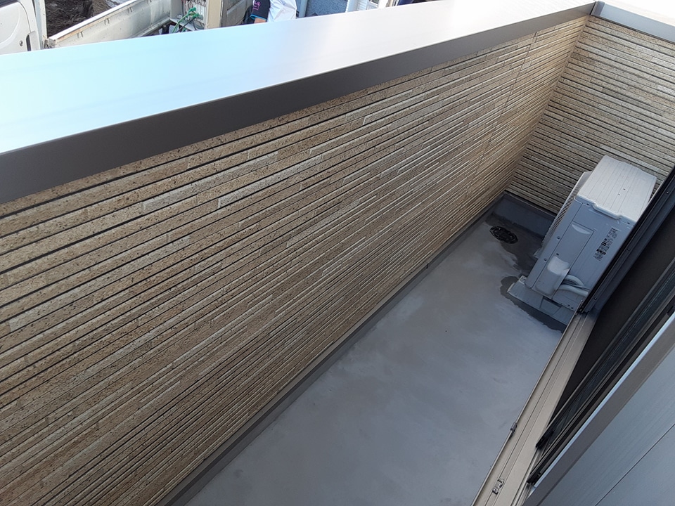 25/30 バルコニー