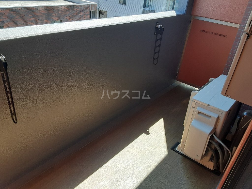 25/30 バルコニー
