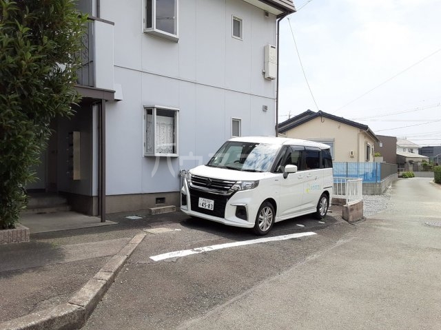 26/30 駐車場