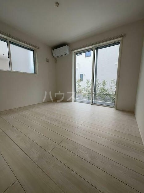 13/25 バルコニー