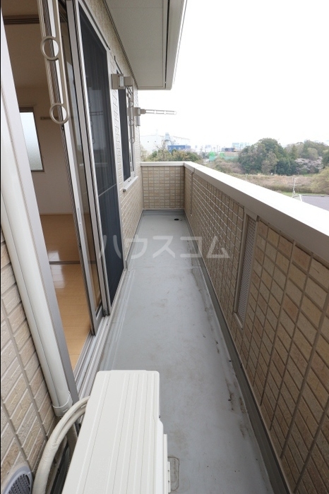 13/27 バルコニー