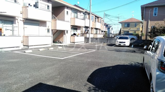 22/30 駐車場