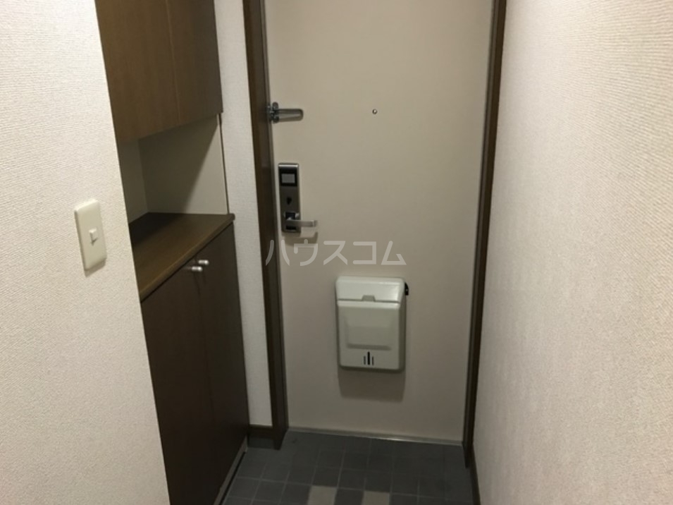 13/30 玄関