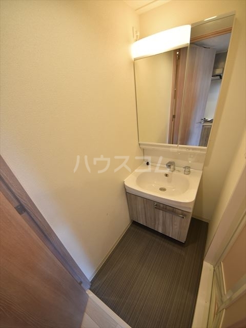15/30 洗面