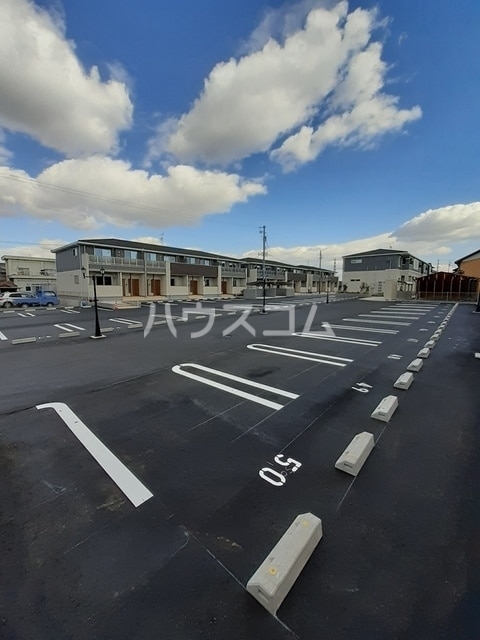 14/23 駐車場