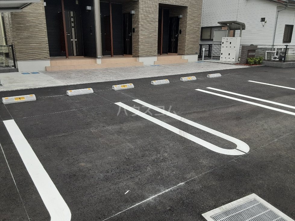 17/23 駐車場