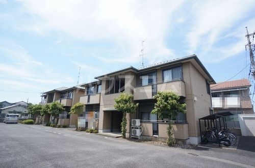 15/26 エントランス
