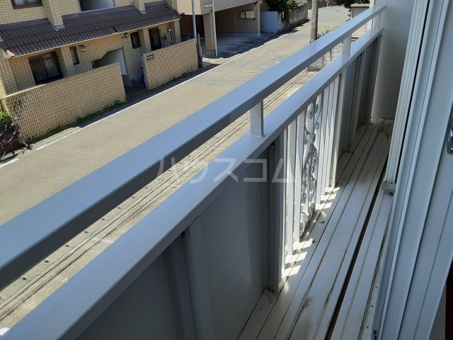 20/30 バルコニー