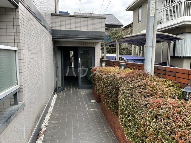 4/10 エントランス