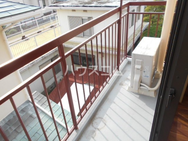 18/25 バルコニー