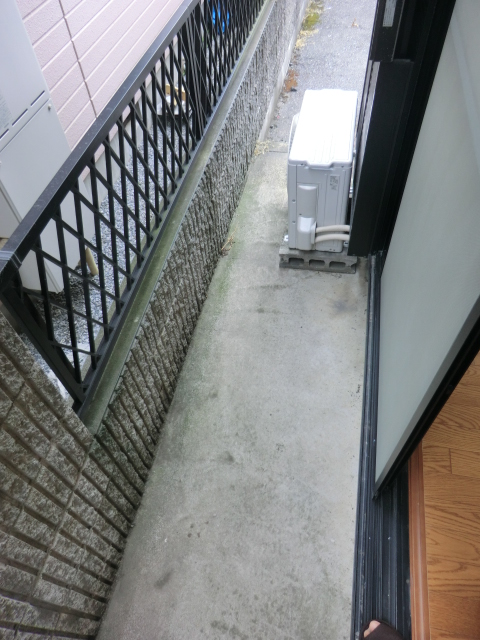 19/30 バルコニー