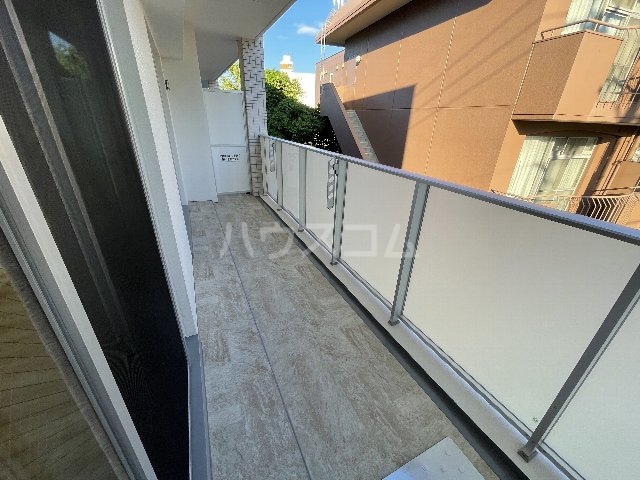 19/30 バルコニー