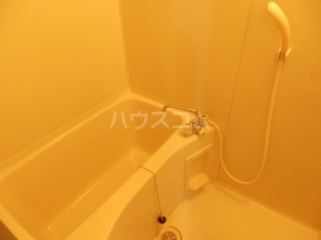 14/30 浴室