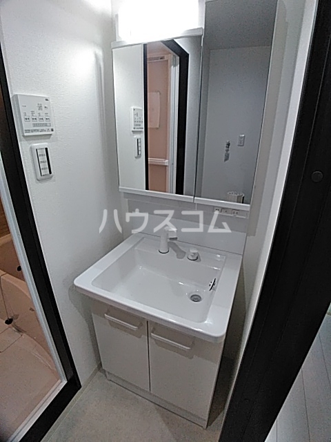 14/25 洗面