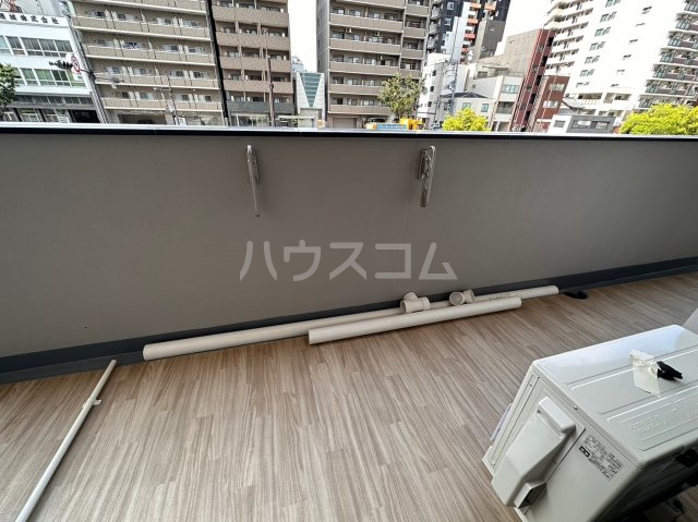 23/30 バルコニー