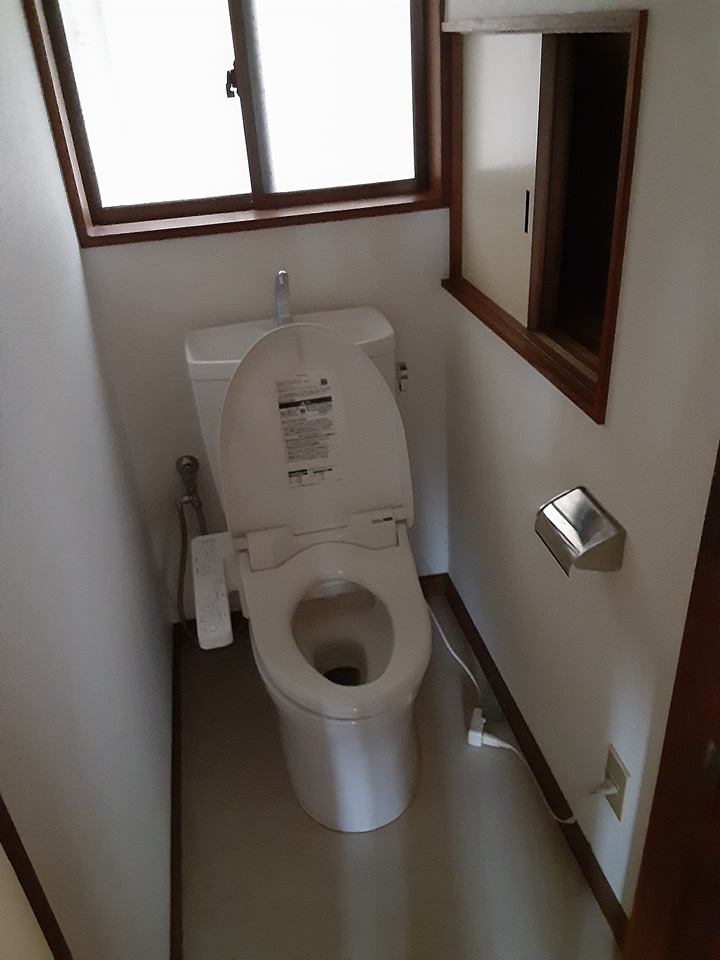 16/30 トイレ