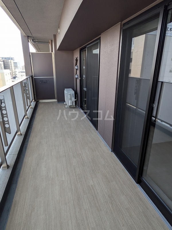 17/28 バルコニー