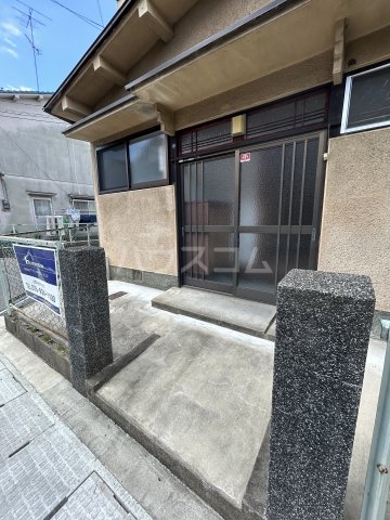 3/7 エントランス