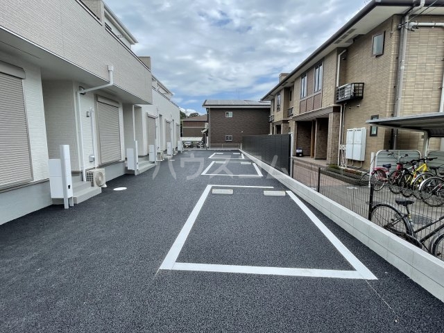 23/25 駐車場