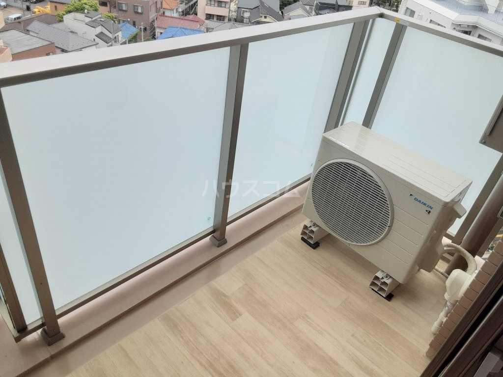 23/30 バルコニー