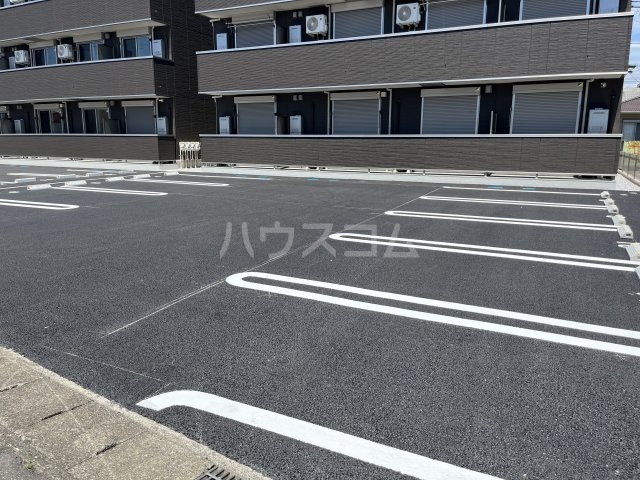 24/28 駐車場