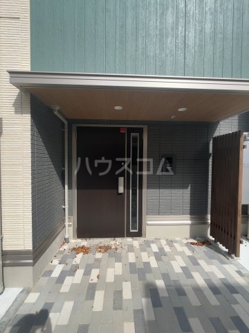 19/28 エントランス