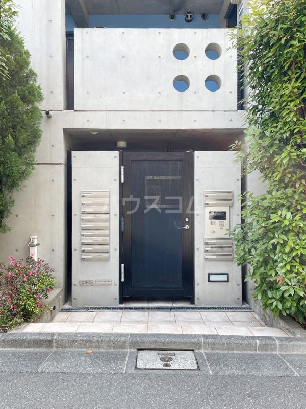 3/5 エントランス