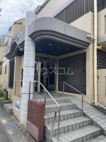 29/30 エントランス