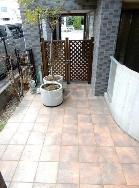 29/30 エントランス