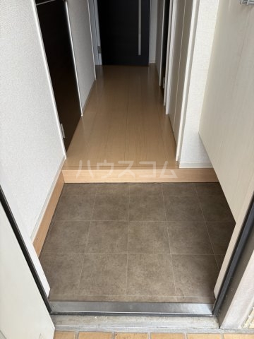 14/30 玄関
