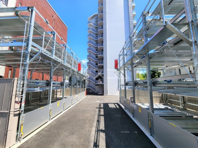 26/30 駐車場