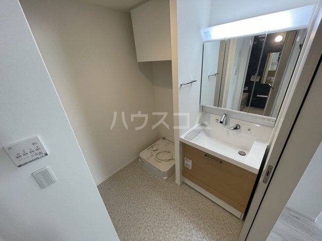 17/30 洗面