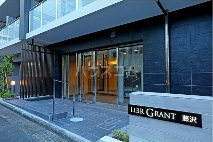 17/24 エントランス