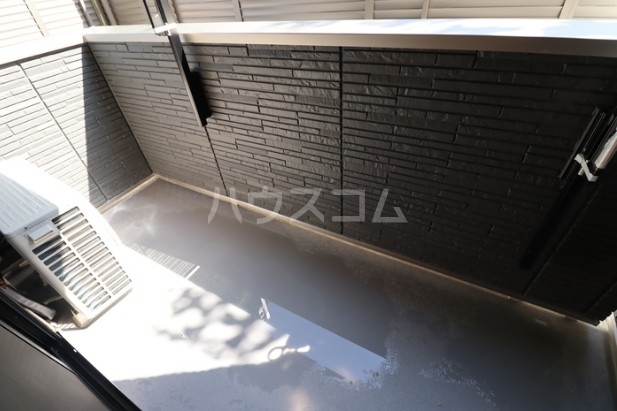 17/26 バルコニー