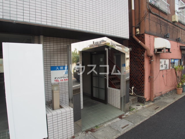 3/10 エントランス