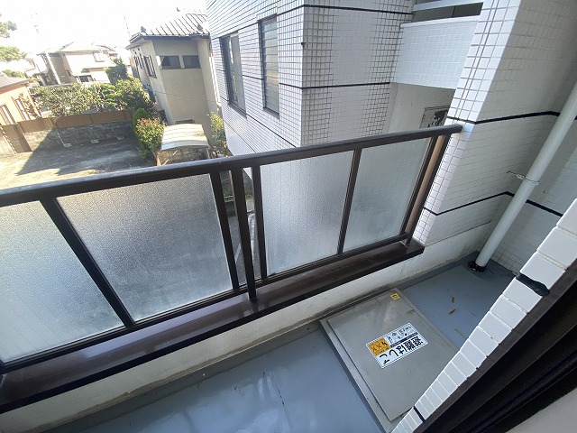 23/30 バルコニー