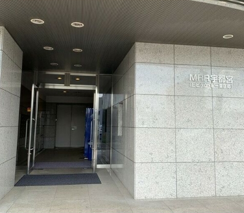 19/28 エントランス