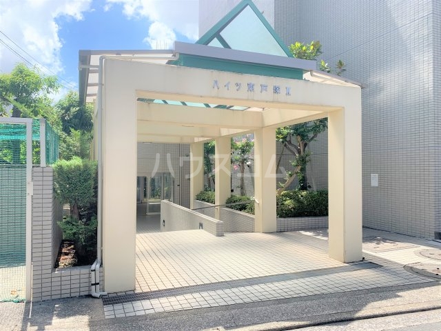 23/30 エントランス