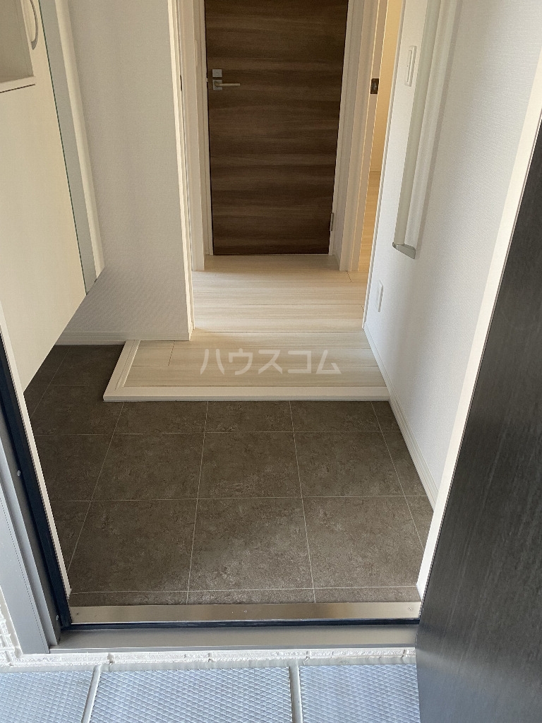 14/30 玄関