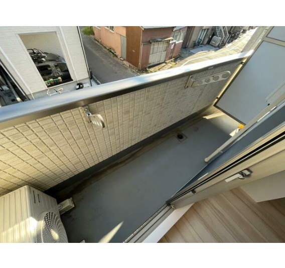 13/26 バルコニー