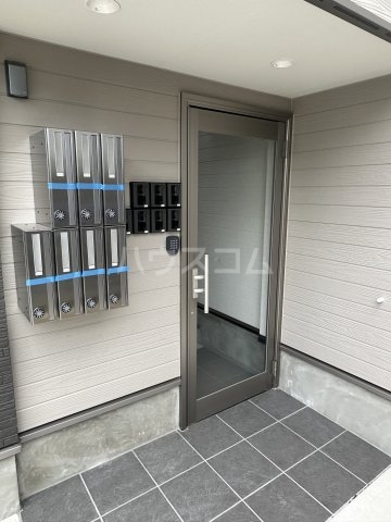 3/8 エントランス